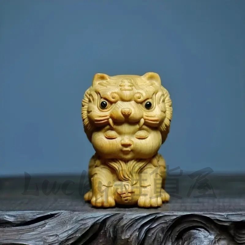 虎 招財 置物 オブジェ 干支 干支飾り 木彫 木製 彫刻 富 繁栄