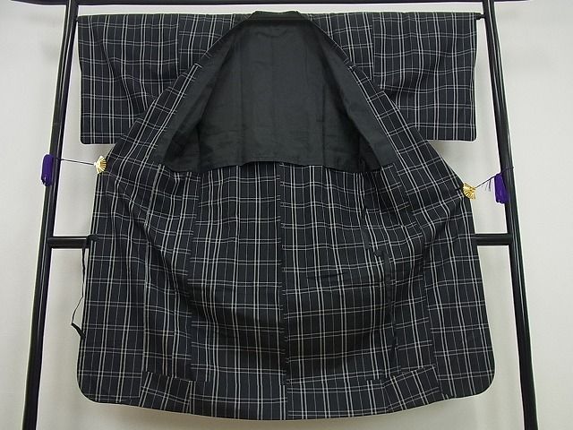 平和屋本店■極上　道行コート　ロング丈　伝統工芸品　格子紬　単衣　黒地　高島屋扱い　反端付き　逸品3s5326 平和屋本店□極上 道行コート ロング丈 伝統工芸品 格子紬 単衣 黒地