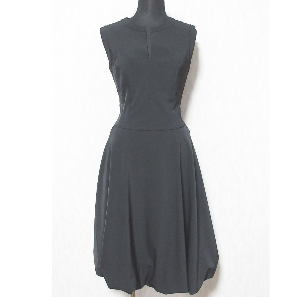 美品 FOXEY NEW YORK フォクシーニューヨーク ストレッチ ノースリーブ 