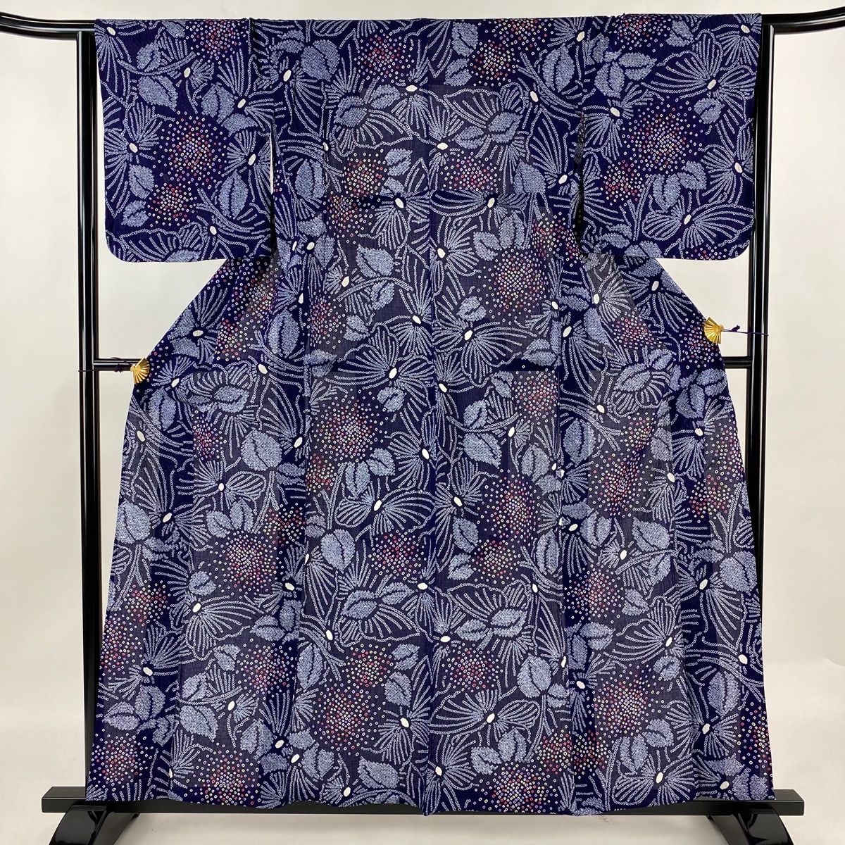 浴衣 身丈155.5cm 裄丈64.5cm M 絞り浴衣 草花 紺色 綿 名品