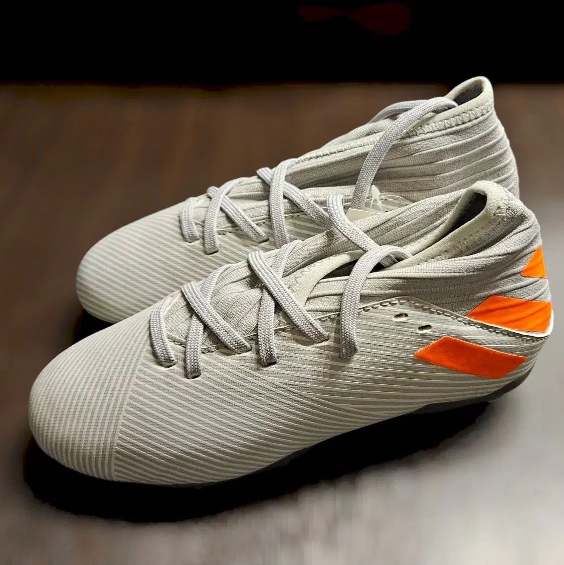 アディダスキッズサッカーシューズ ネメシス 19 3 FG us13K 190mm