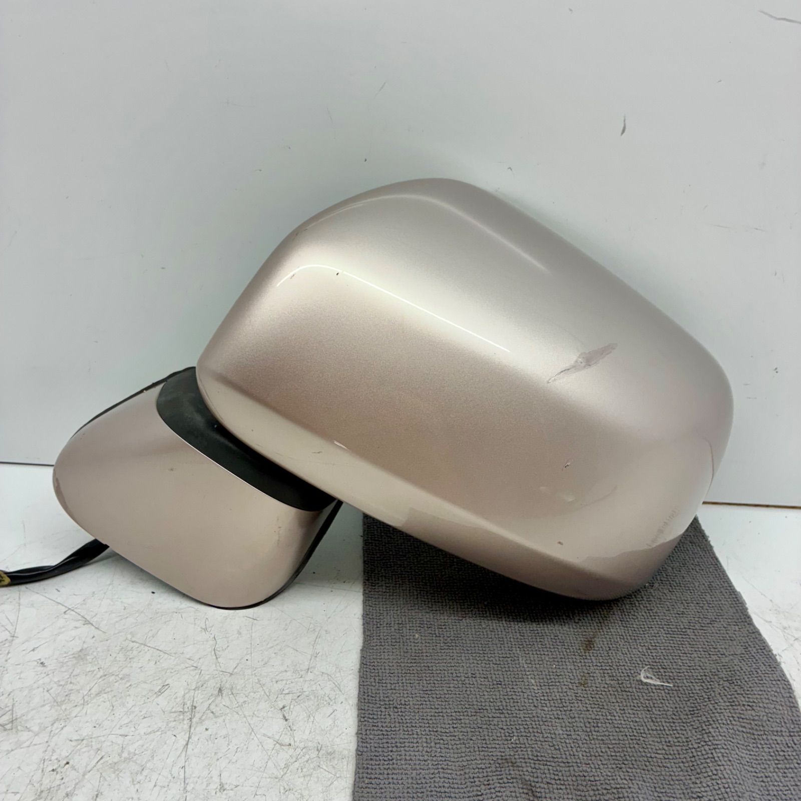 L575S　ダイハツムーヴコンテ　ドアミラー　カラーR65 L575SダイハツムーヴコンテドアミラーカラーR65