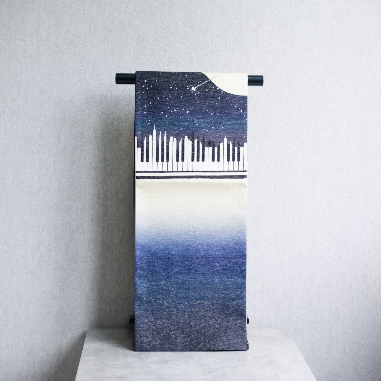 京袋帯 召しませ華 召しませ花 Mid Blue Piano ネイビー 銀糸 お仕立て上がり 着物 帯 カジュアル 一重太鼓 OB-74