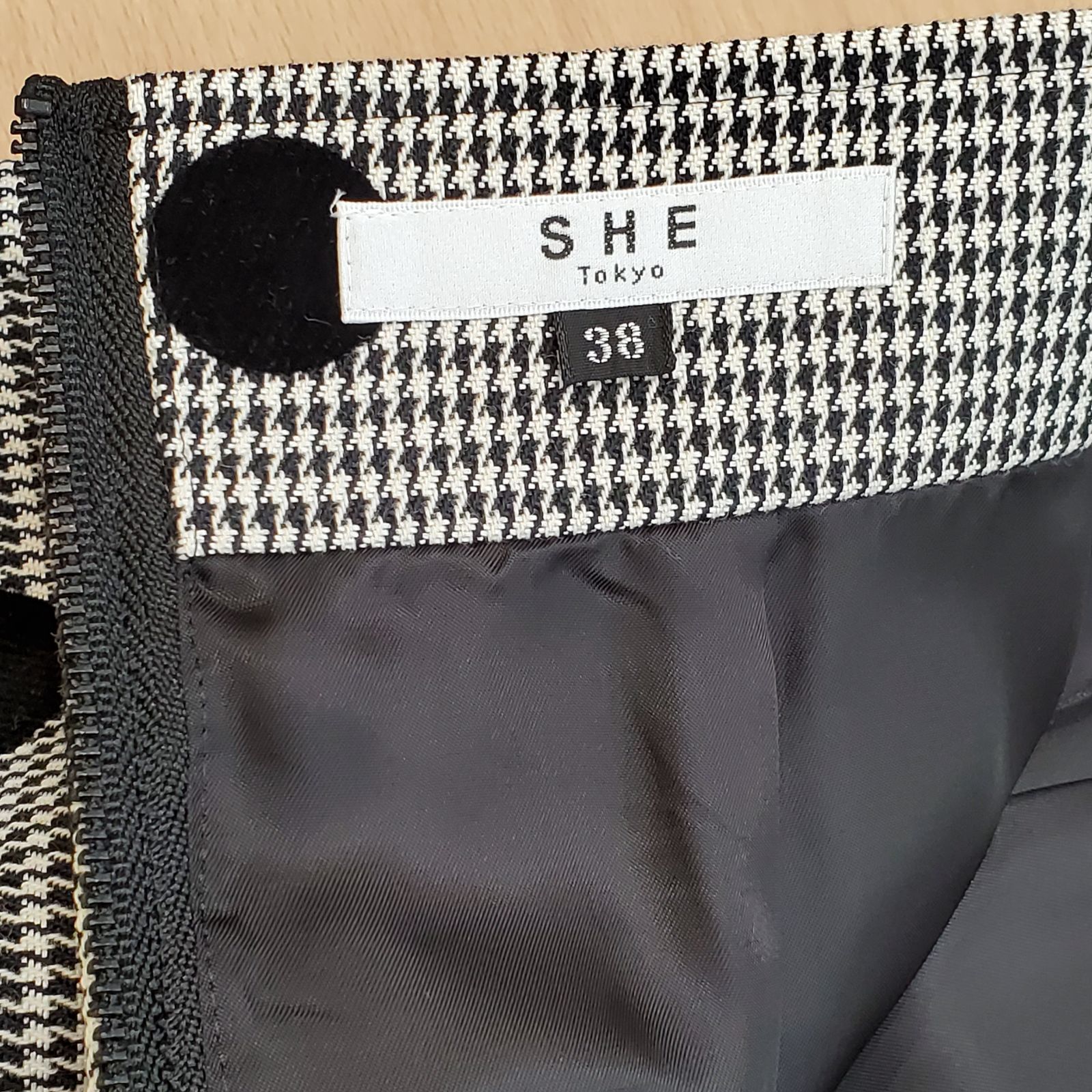 EL6】SHE tokyo タイト マーメイド スカート 黒 ドット 千鳥格子