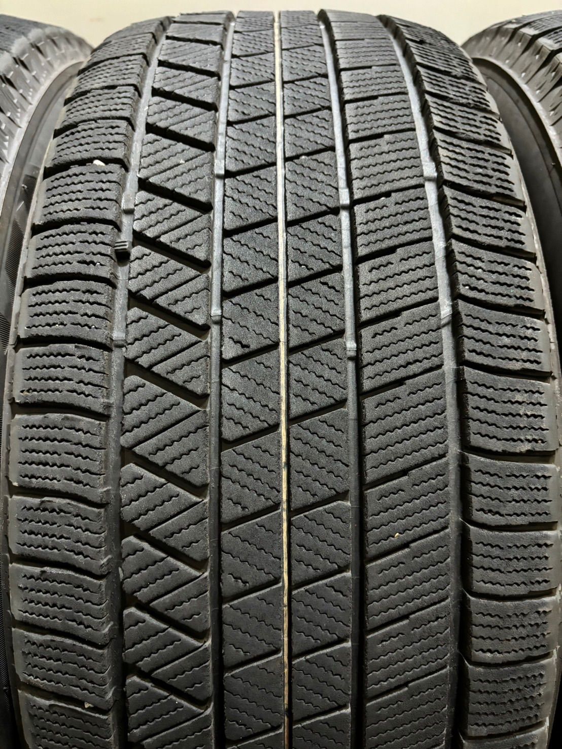 ★225/55R17 BRIDGESTONE/VRX3 21年製 スタッドレス 4本 ブリヂストン ブリザック XV フォレスター セルシオ マジェスタ (南7-G693)