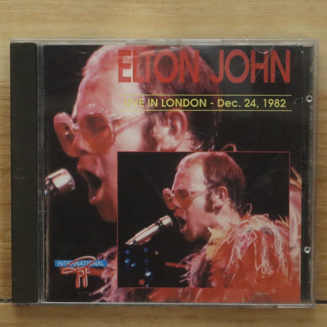 レア　エルトンジョン 直筆サイン　写真　Elton John レア エルトンジョン 直筆サイン 写真 Elton John Yahoo