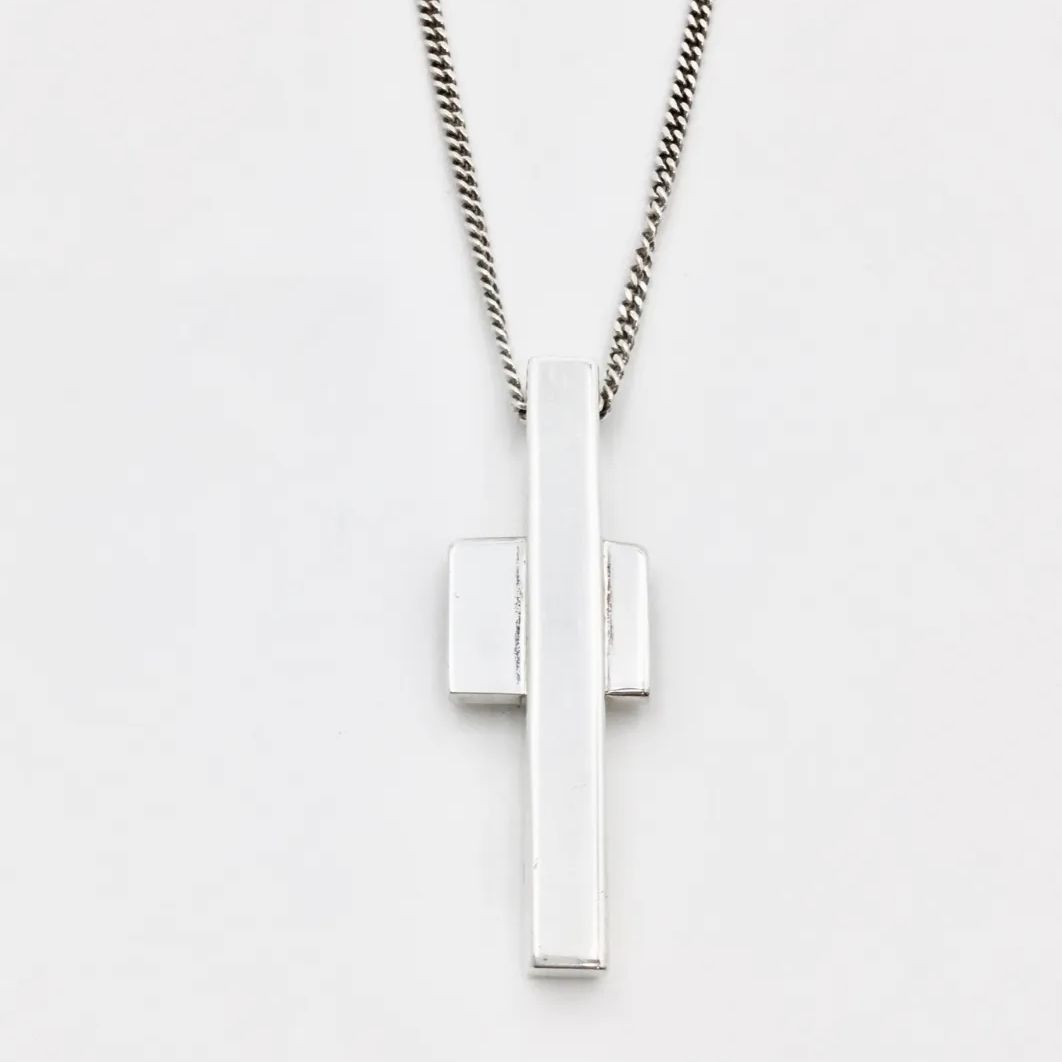 中古美品】グッチ GUCCI イタリアン クロス ネックレス シルバー GG 