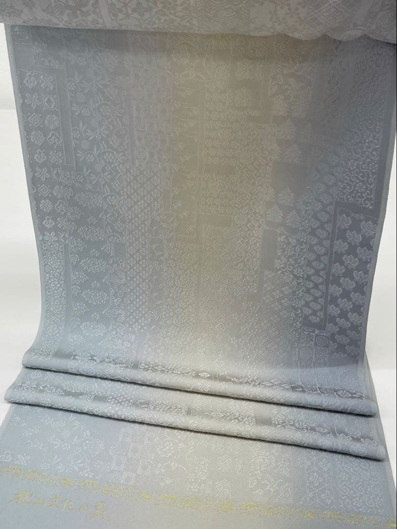 無地小紋 唐織 名物裂 紋意匠 縦ぼかし 八掛付き 正絹 反物 - メルカリ