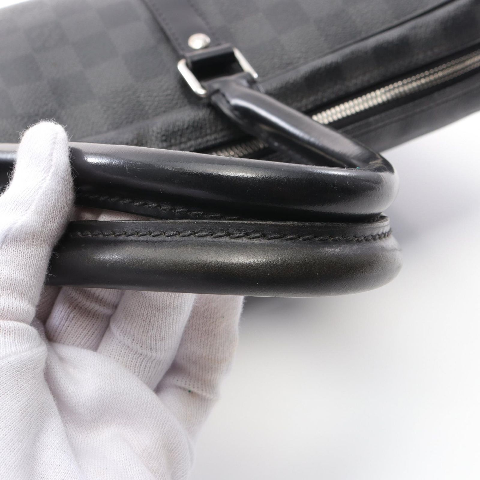 VUITTON