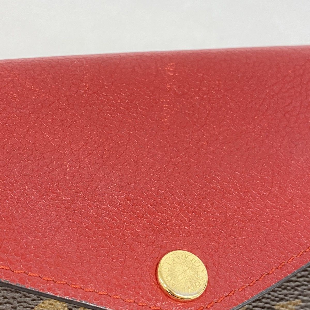 パラスコンパクト