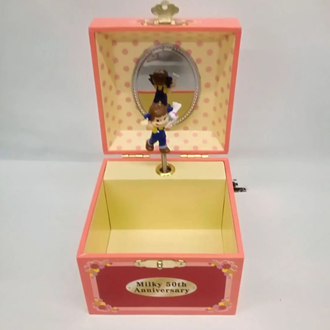 不二家 陶器製ペコちゃんオルゴール人形 - メルカリ