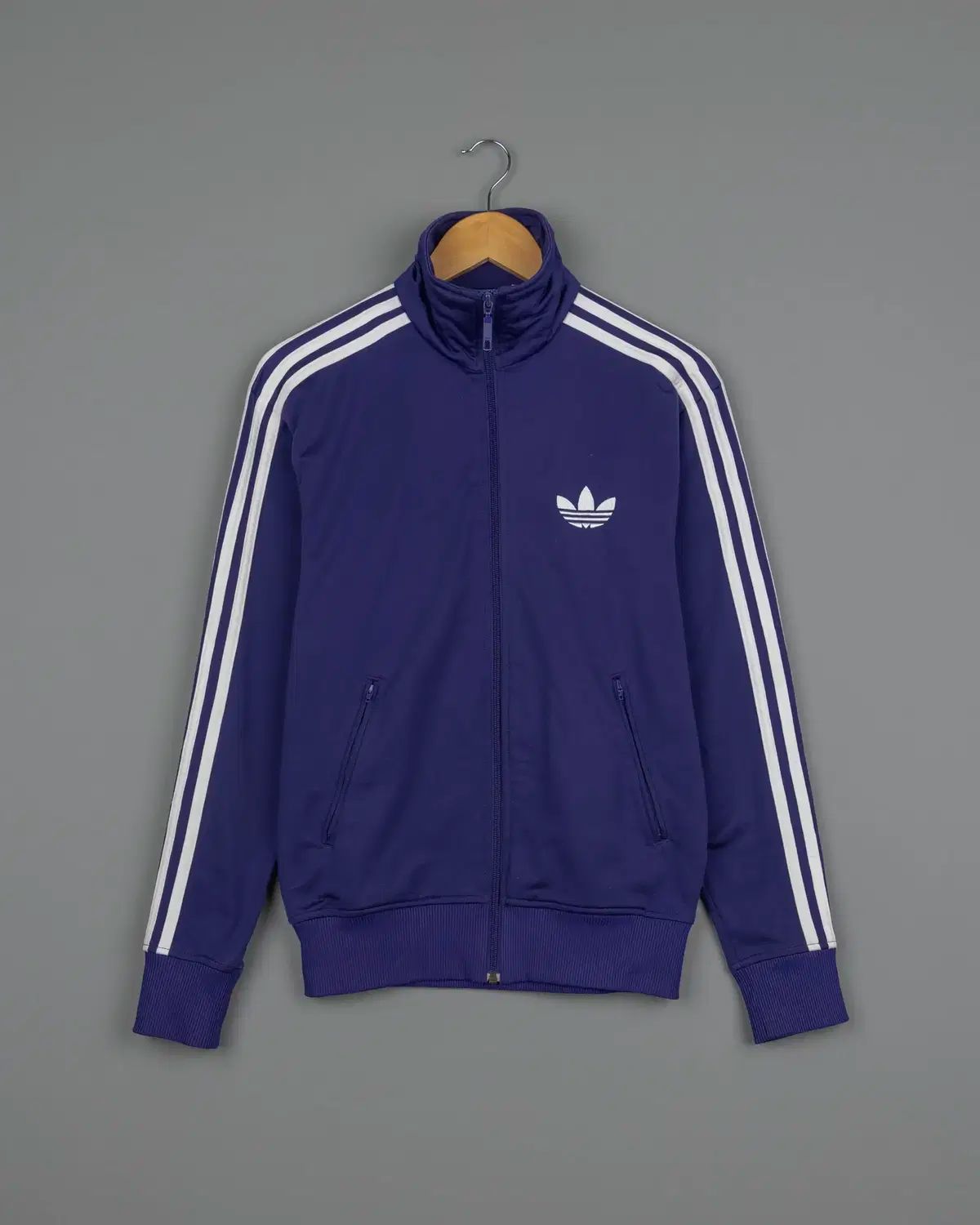 【雷市場（ポンジャン）商品韓国直送】 adidas(アディダス) ファイヤーバード トラックトップス ジャージ 紫 90