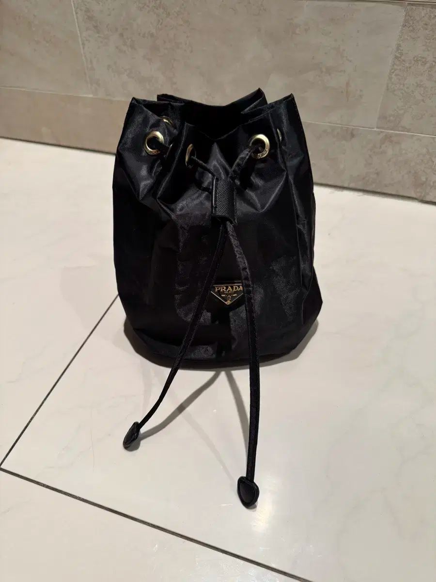 PRADA プラダ バケットバッグ ポーチバッグ