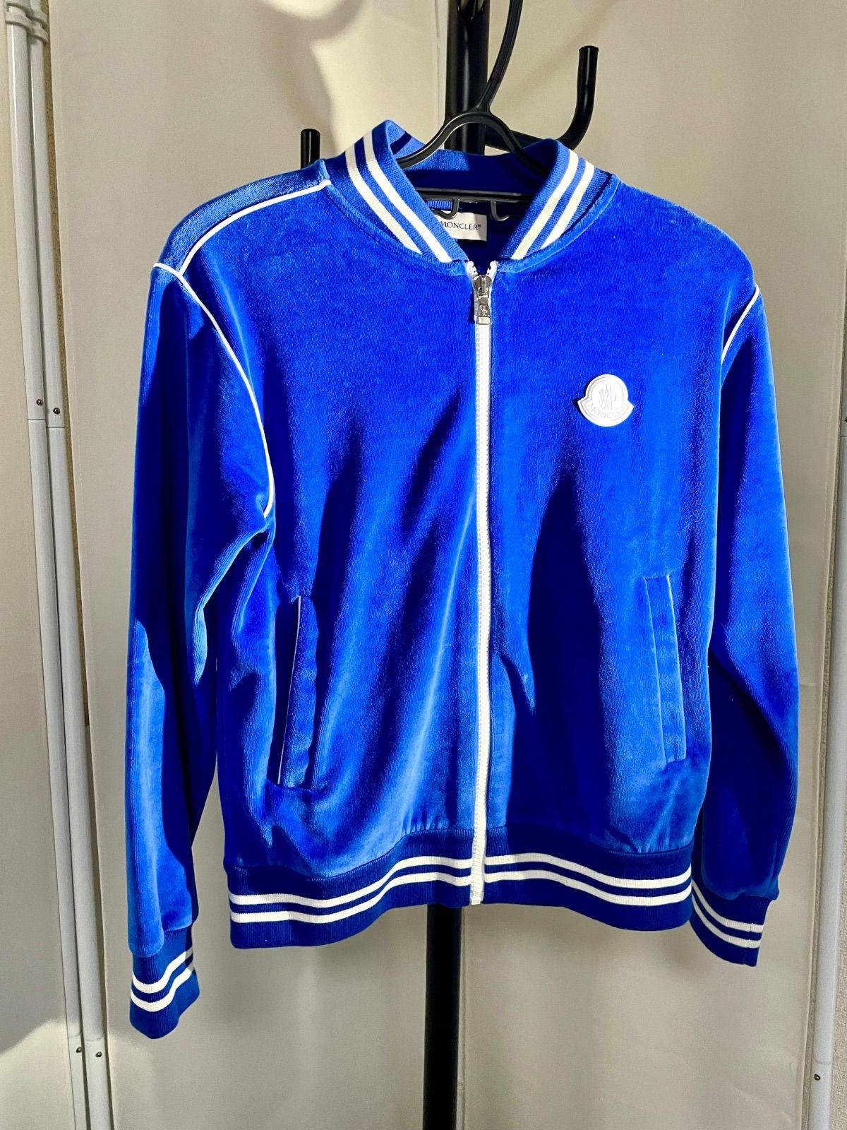 モンクレール２０２２春夏キッズコレクションのトラックジャケット size152