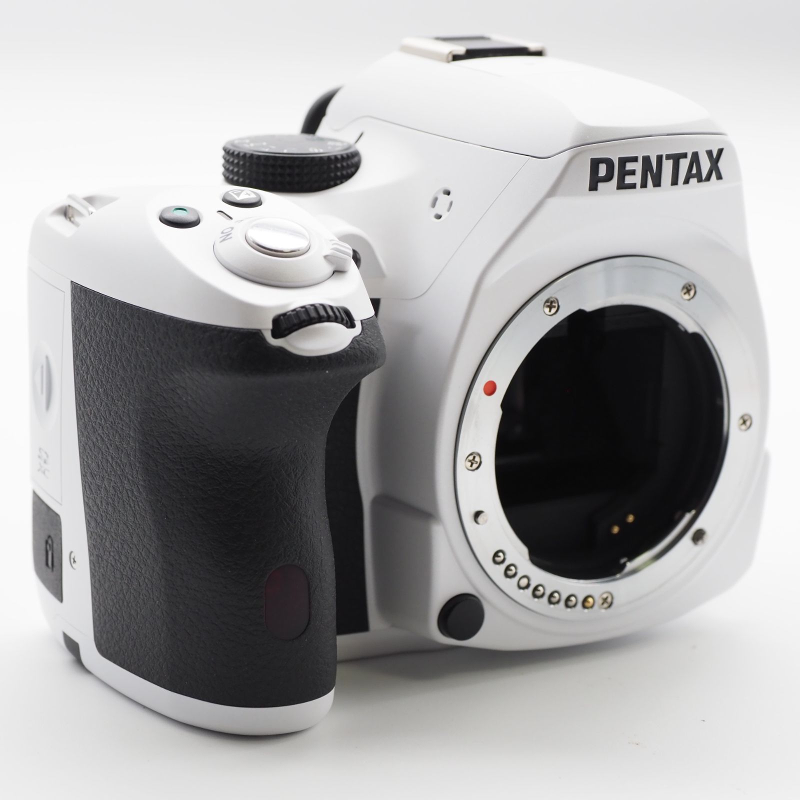 ☆ショット数438回の新品級☆ RICOH デジタル一眼レフ PENTAX K-50