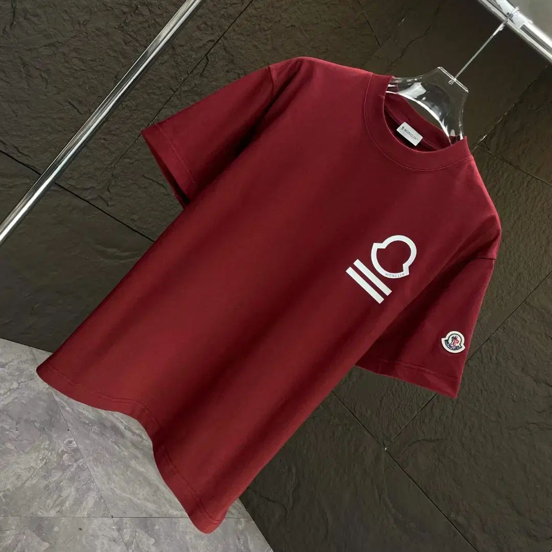 モンクレール　赤半袖Tシャツ　3A モンクレール 赤半袖Tシャツ 3A 楽天市場】MONCLER（カラー