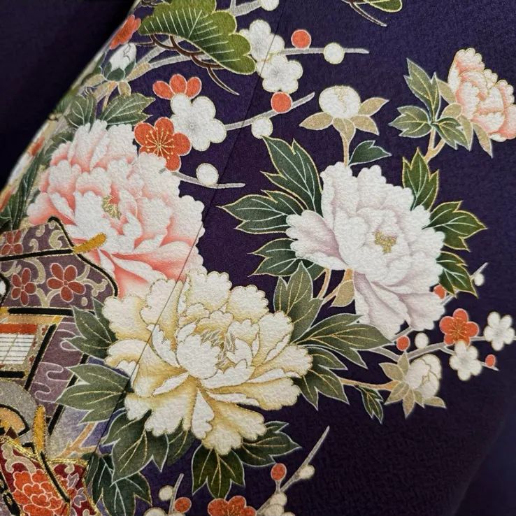 振袖フルセット(7点)・古典柄(深紫・御所車・金駒刺繍・牡丹花文