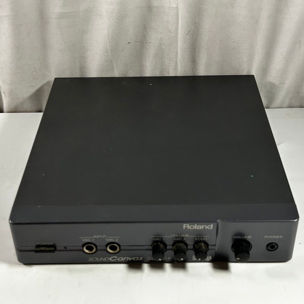 1989年、ミュージくんの上位版として誕生したRolandのミュージ郎