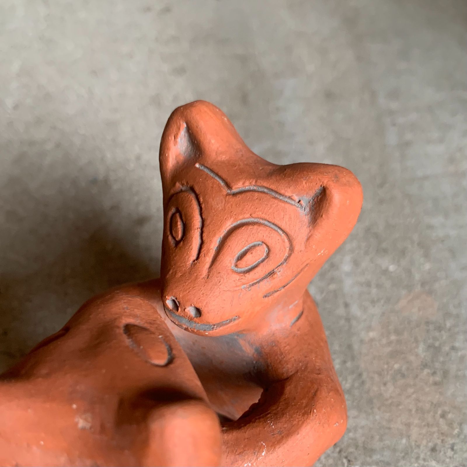 メキシコ トナラ 素焼き 土人形 ダンスするコリマ犬 フォークアート