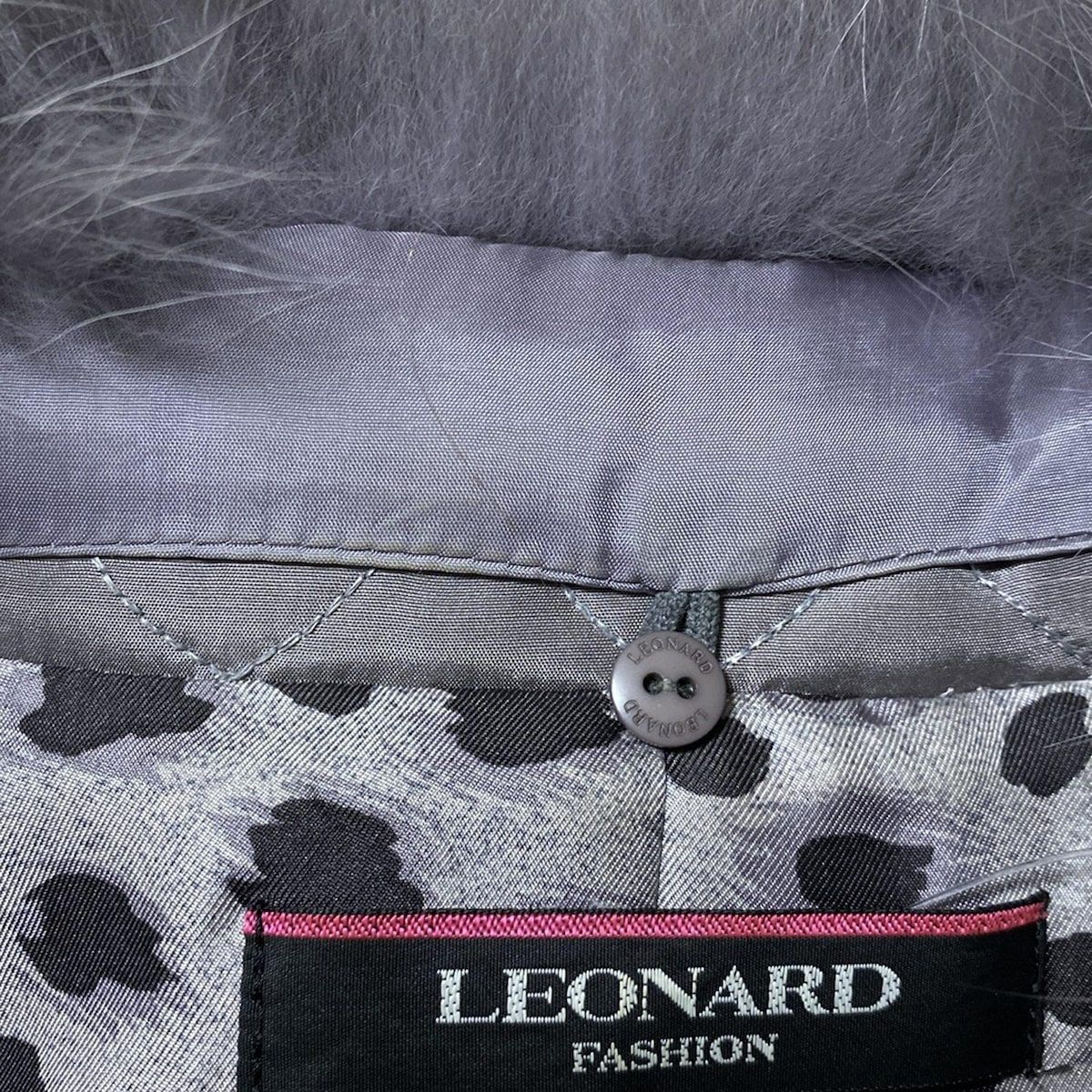 レオナール コート