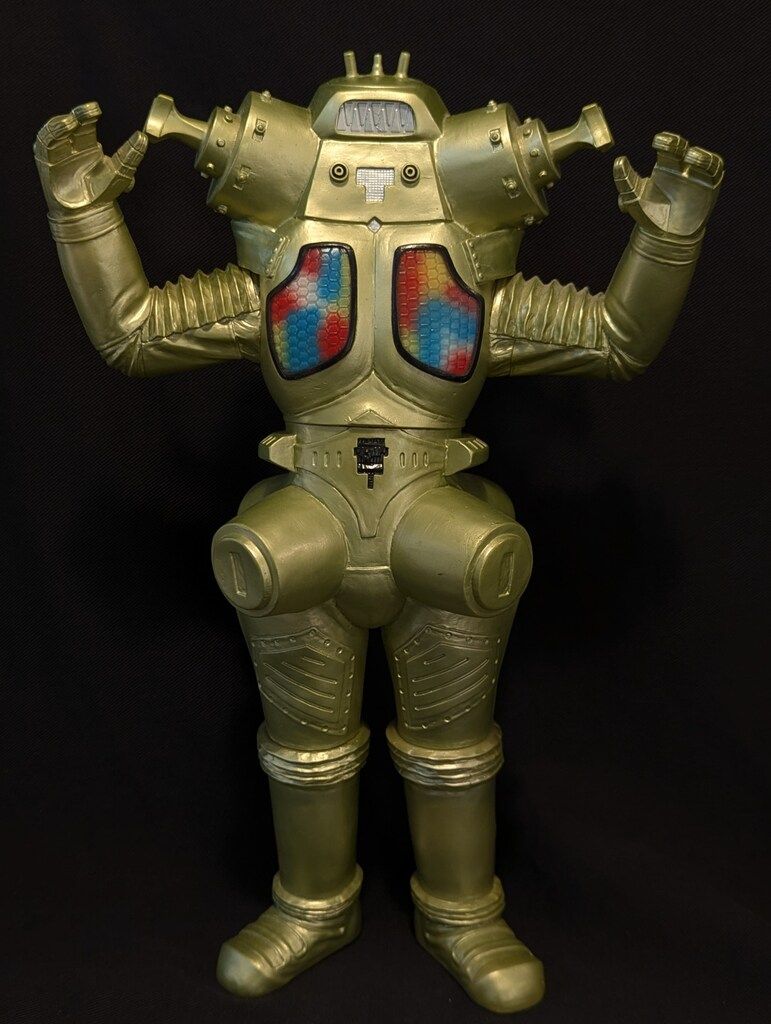 ウルトラマンシリーズ ビッグサイズソフビフィギュア2　キングジョー Amazon.co.jp: ビッグサイズソフビフィギュア ウルトラ怪獣