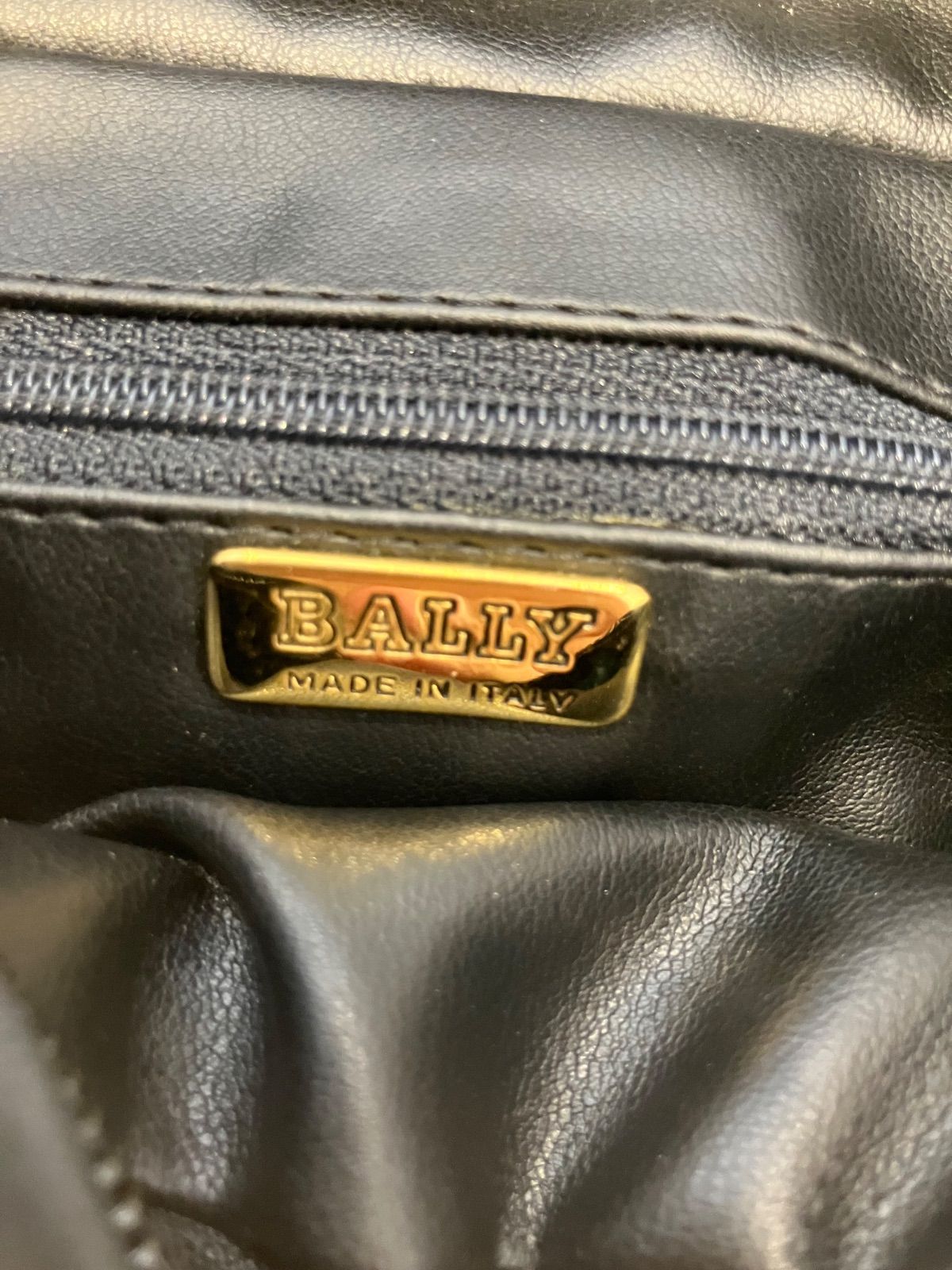 値下げ★BALLY ショルダーバッグ ベージュ/ブラック 保存袋付き Bally バリー BALLY バッグ ショルダーバッグ メンズ Code