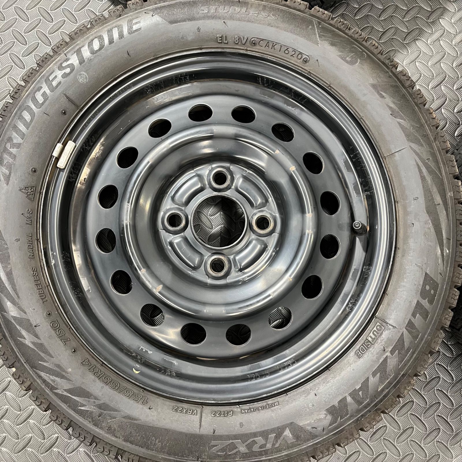 ブリザックVRX2 スバル