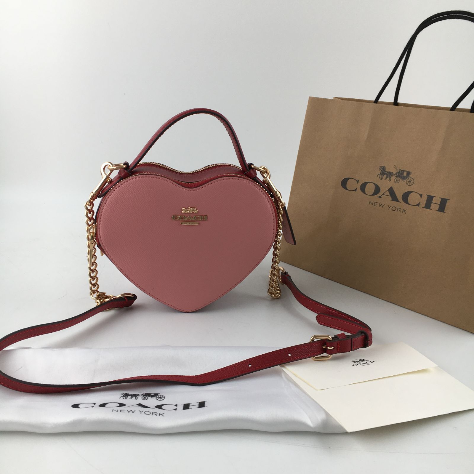 新品 COACH ハートクロスボディ ショルダーバッグ ピンク