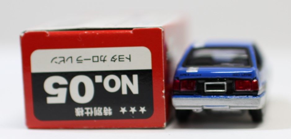 USED トミカ スペシャルモデル NO.05 トヨタ カローラ レビン AE86