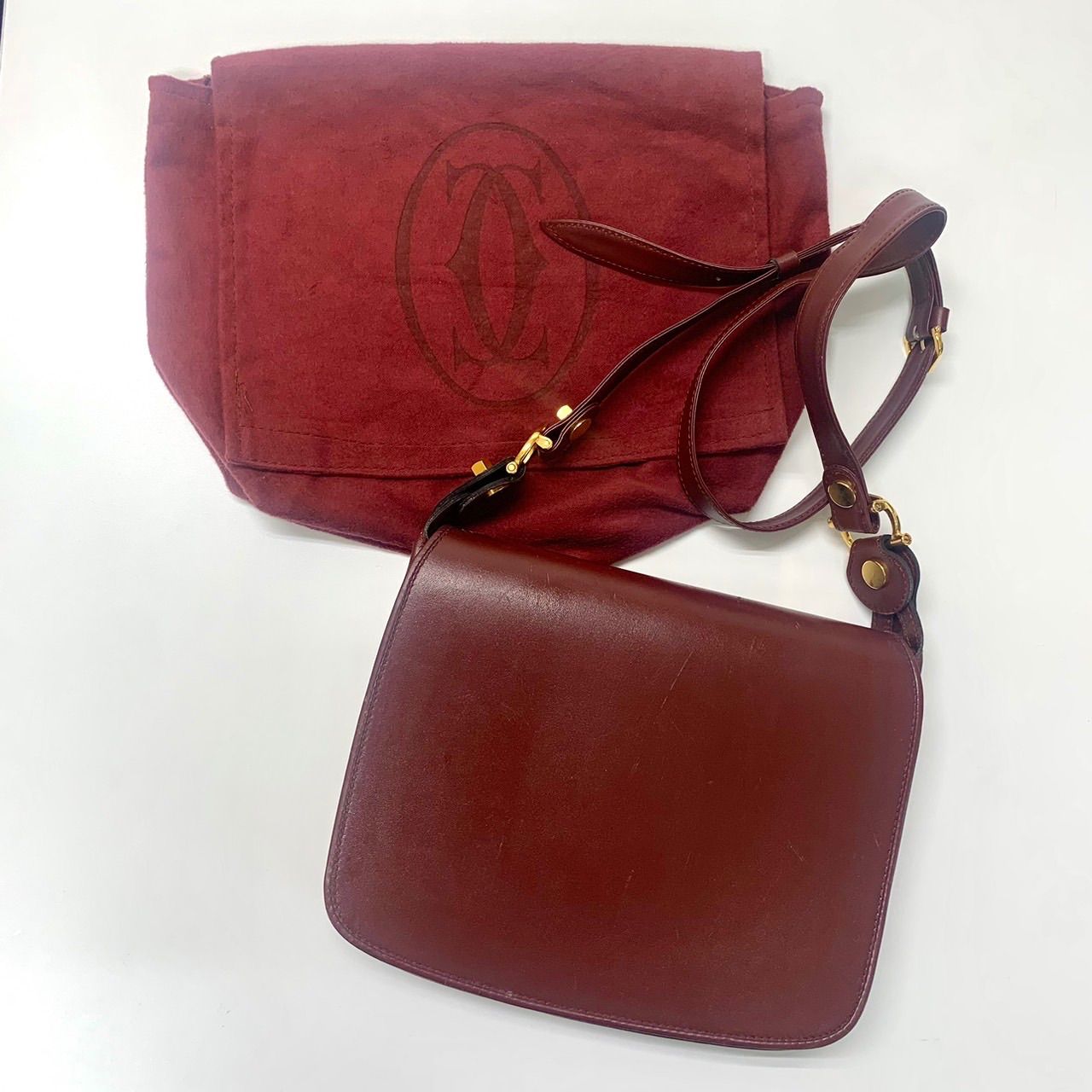 Cartier カルティエ⭐️マストライン】 レザー ミニショルダーバッグ 
