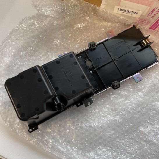 センターコンソール カップホルダー