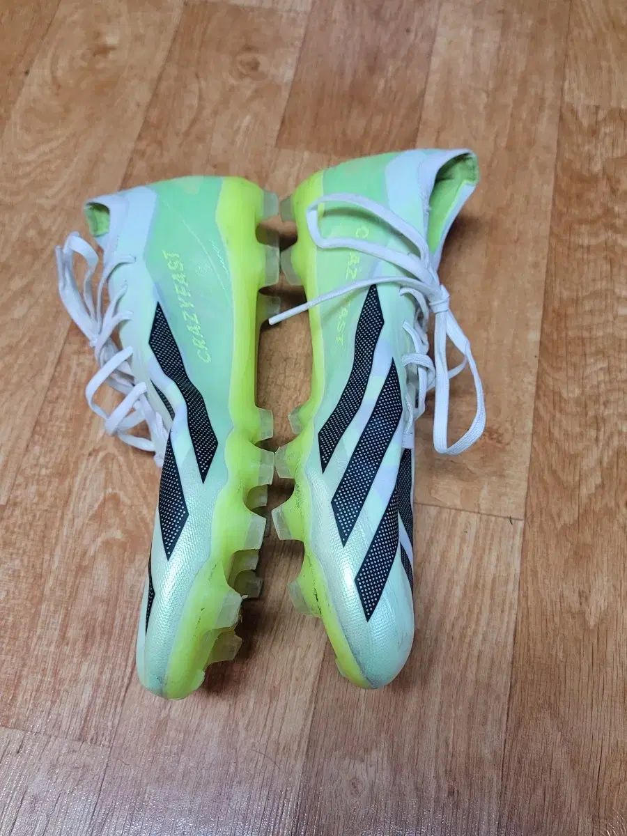 adidas アディダス