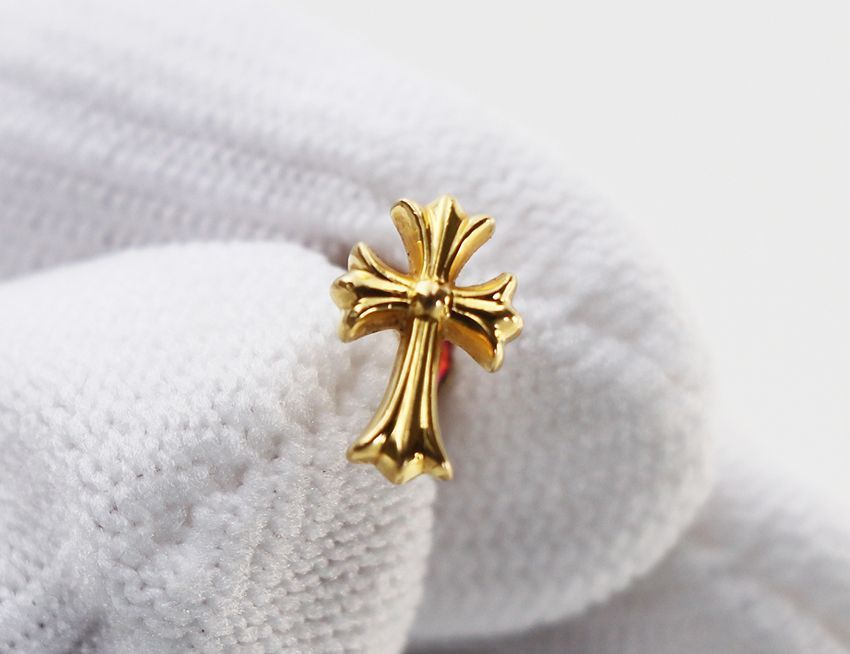 クロムハーツ ピアス 22K クロスファット スタッド 14K YG 片耳 - メルカリ