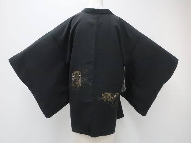 【正絹　黒羽織袷　未着用】背一つ紋　美品　松・小花・竹垣柄地模様　B330 正絹 黒羽織袷 未着用】背一つ紋 美品 松・小花・竹垣柄地模様