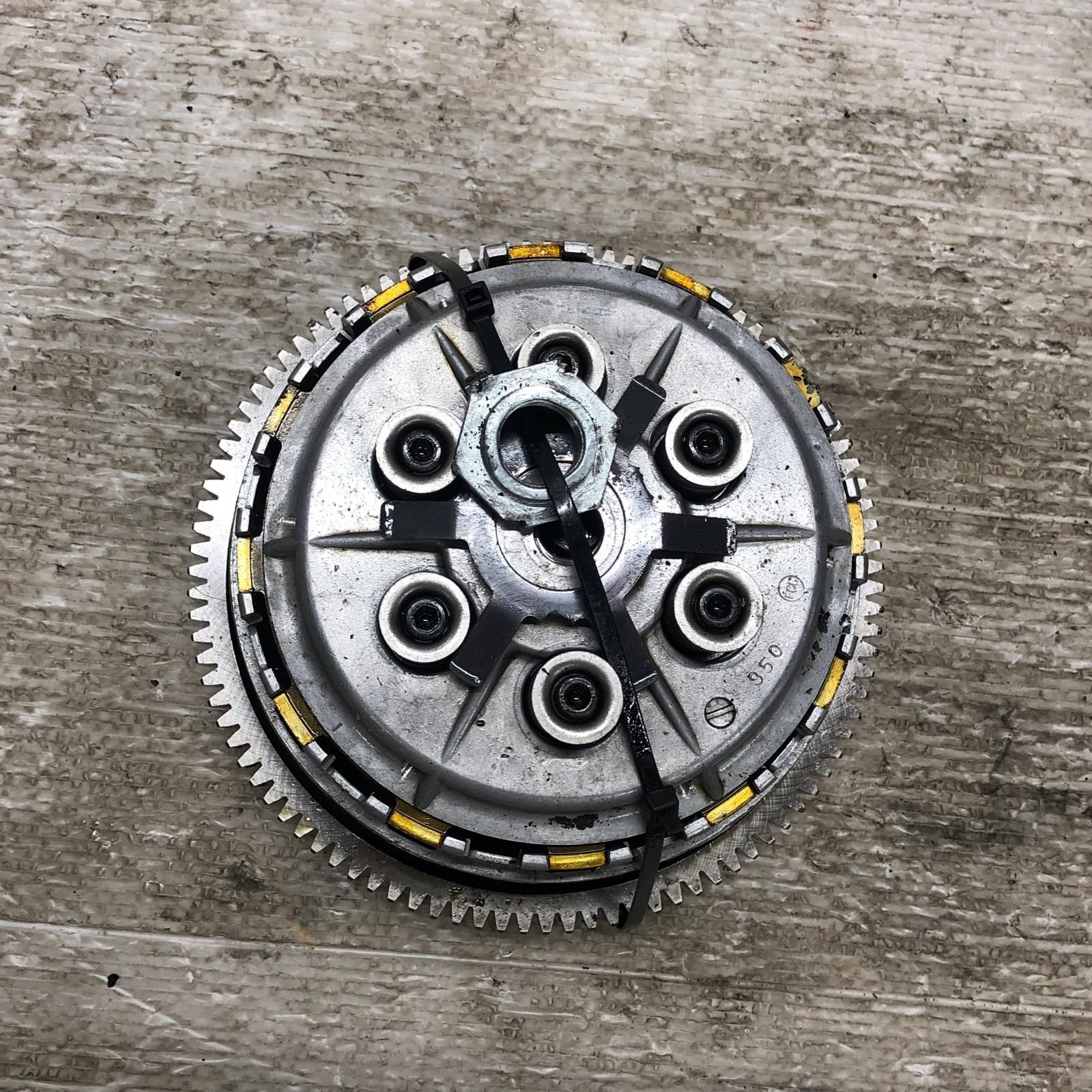 KAWASAKI ゼファー1100 ZRT10A クラッチハウジング ASSY カワサキ