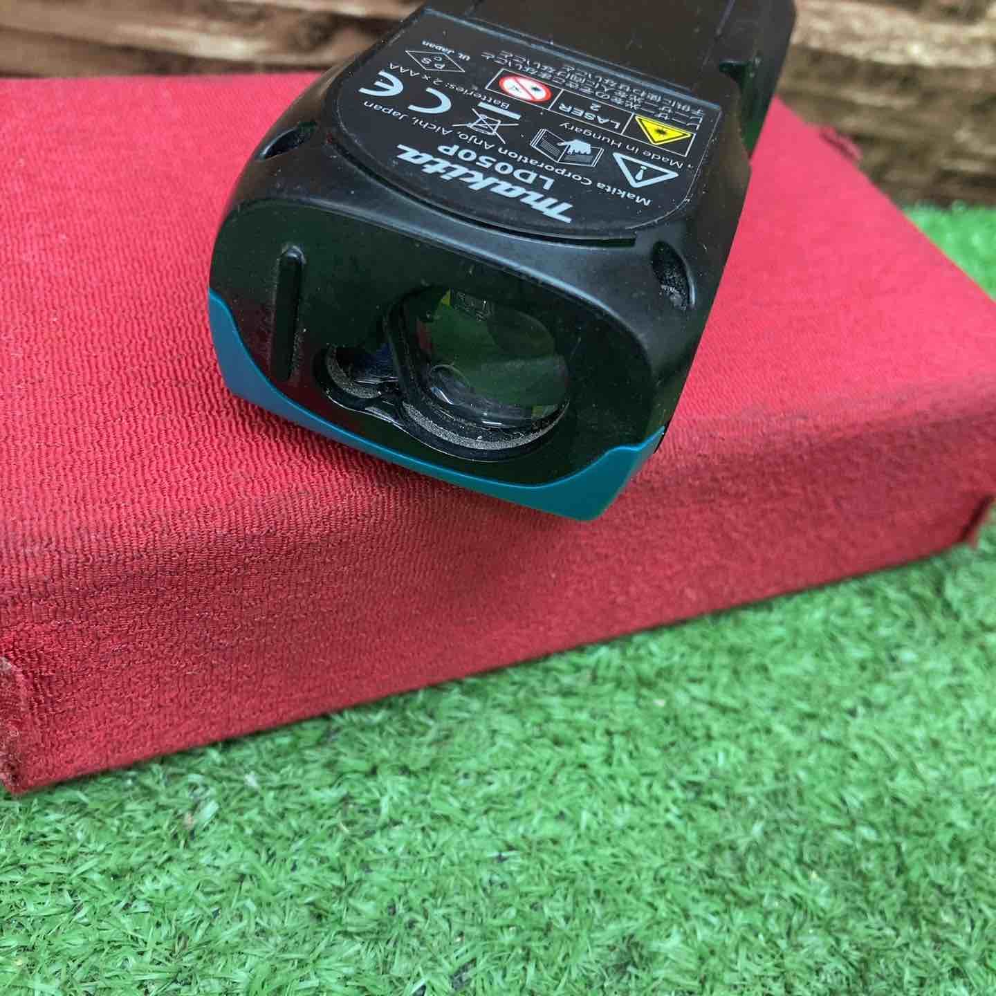 makita レーザー距離計