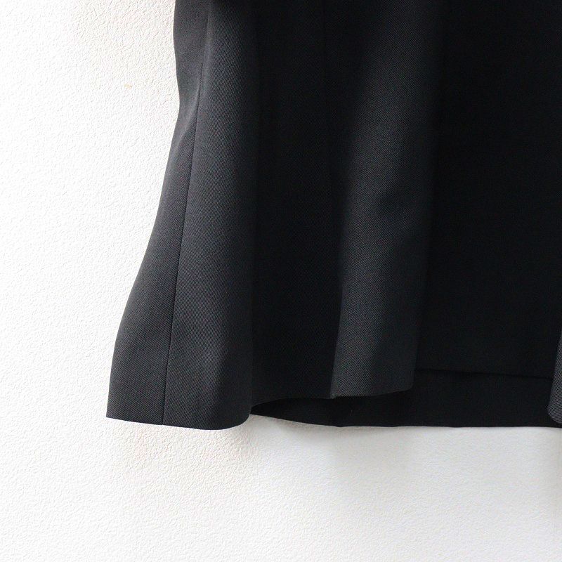 美品　シーニュ　cygne とんがりトップス半袖 Emily ブラック　サイズ1 美品 シーニュ Cygne とんがりトップス半袖 Emily プルオーバー