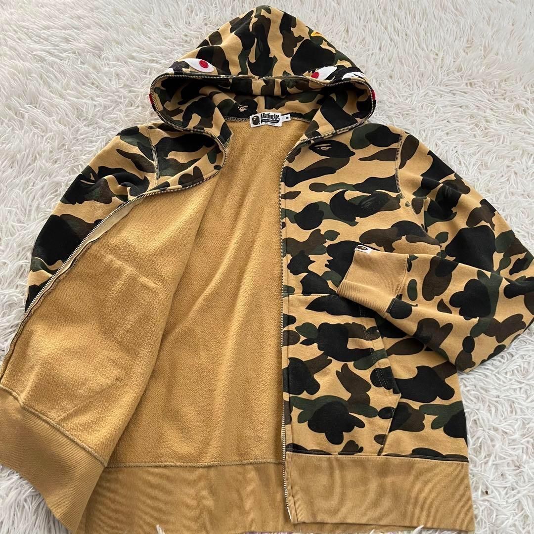 A BATHING APE アベイシングエイプ ファーストカモ シャーク A BATHING APE アベイシングエイプ ファーストカモ シャーク