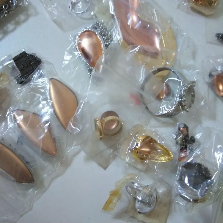 K068 七宝焼アクセサリー素材　大量100点セット 一 番 安いハンドメイド・手芸 - K068 七宝焼アクセサリー素材