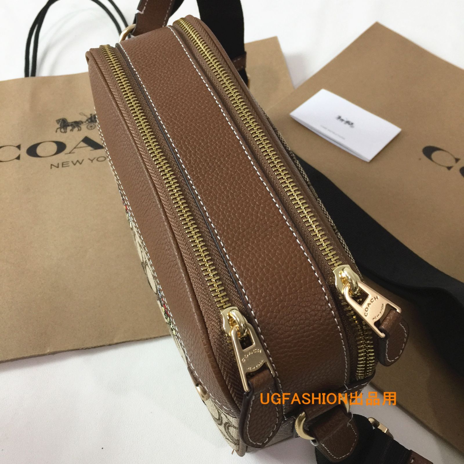 ＜コーチバッグ＞COACH/コーチバッグ ショルダーバッグ CL960 DISNEY X COACHコラボ グラハム ボディーバッグ クロスボディー  男女兼用 斜めがけバッグ アウトレット品 紙袋付属　新品未使用