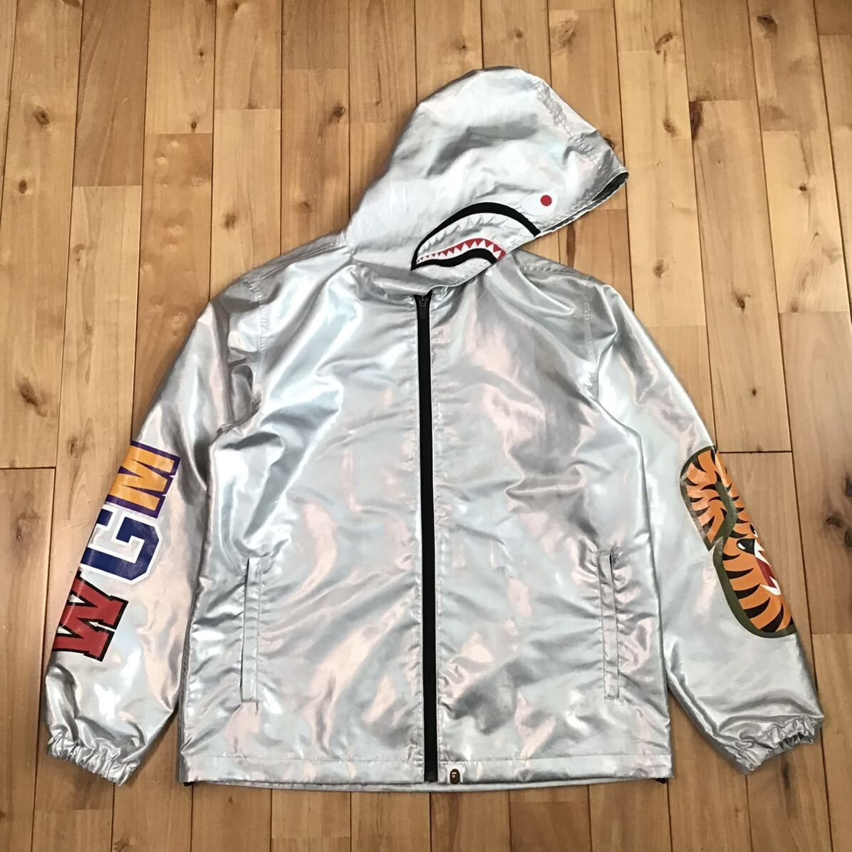 Aurora shark hoodie jacket Sサイズ a bathing ape BAPE エイプ Aurora shark hoodie jacket Sサイズ a bathing ape BAPE エイプ