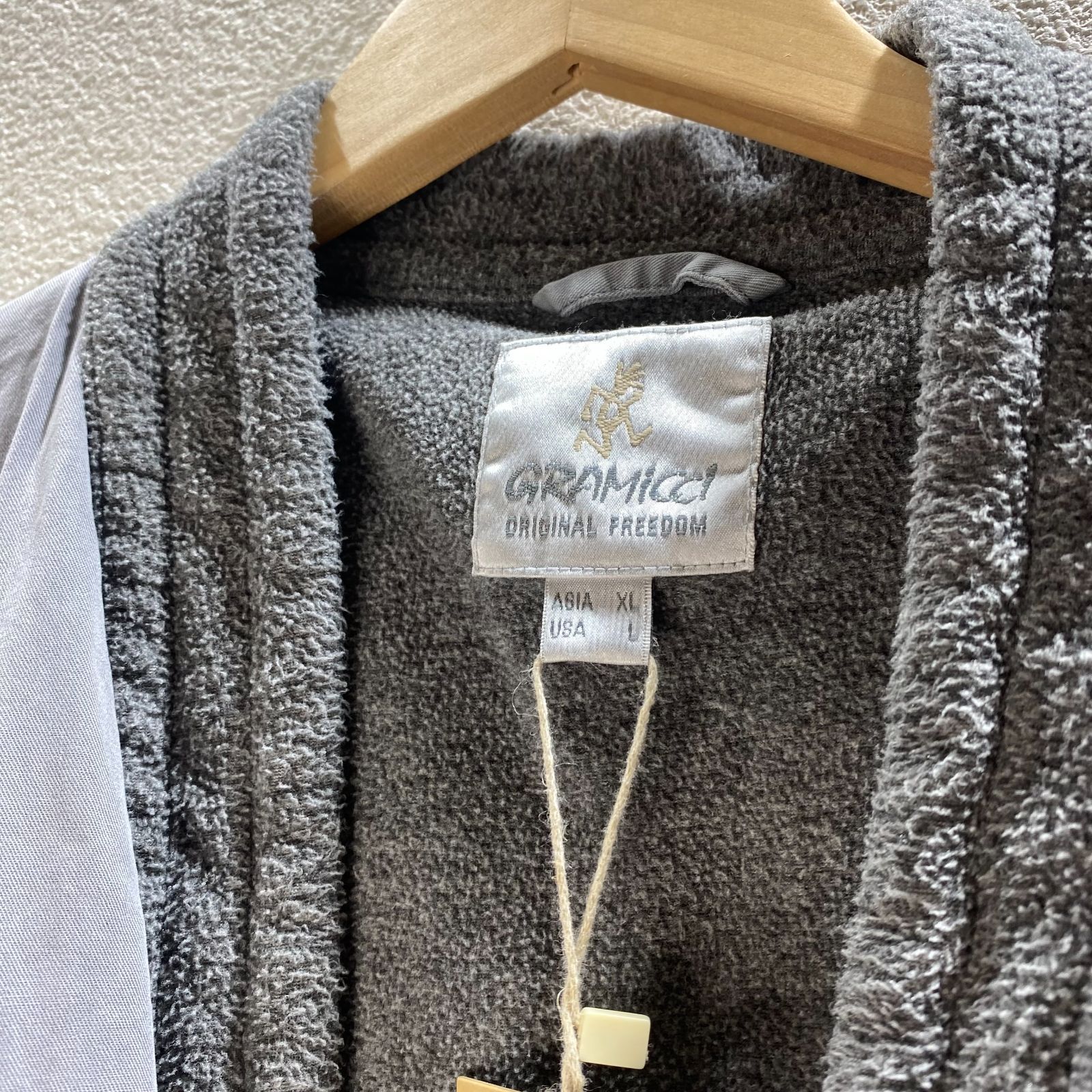 ジャケット・アウター STABRIDGE GRAMICCI FLEECE SAMUE JACKET the Apartment