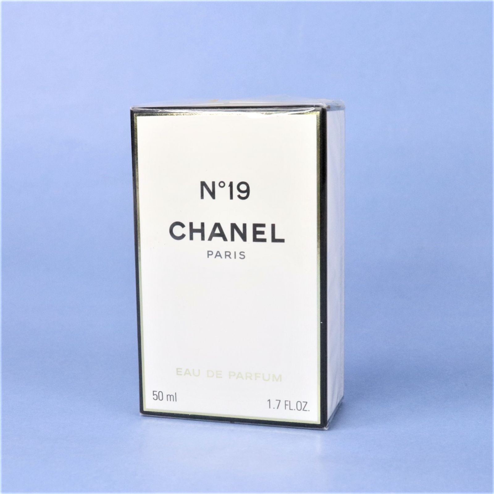 新品 未開封 CHANEL N°19 EAU DE PARFUM 香水 50ml シャネル