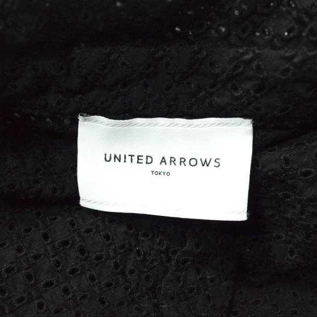 数々の賞を受賞 <UNITED ARROWS>エンブロイダリー フレアスリーブ