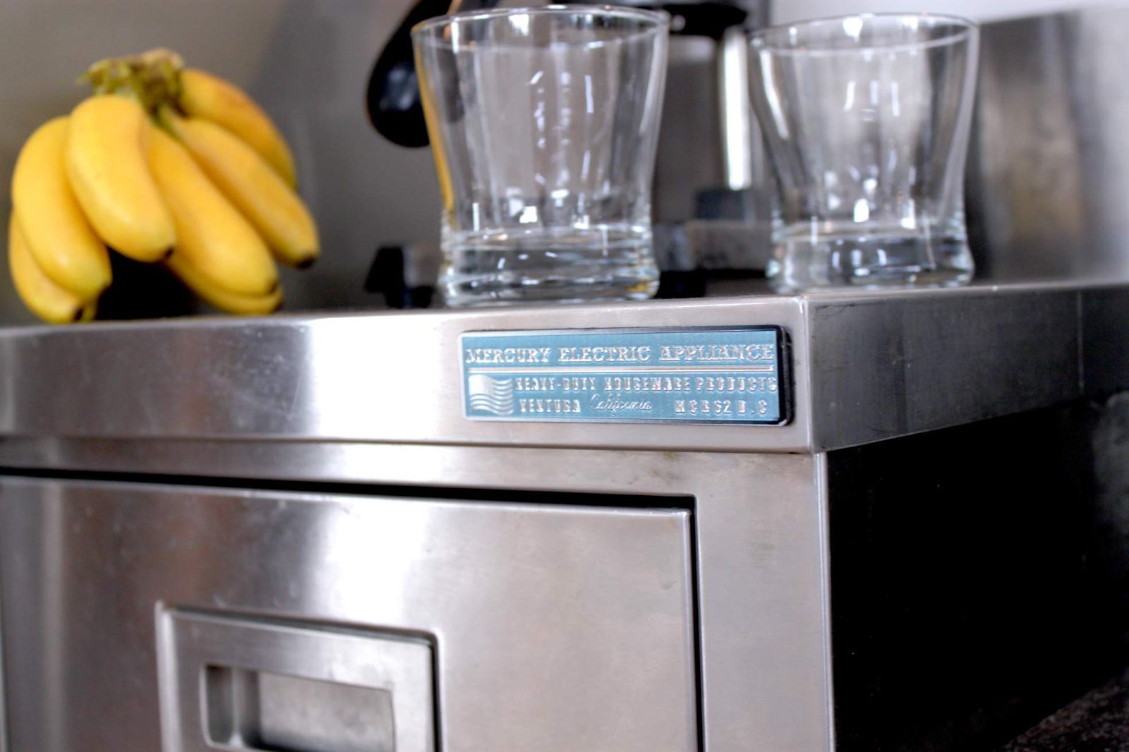 数量限定】MEMMEMRD メタルマグネット マーキュリー W10×D2×L3.5cm