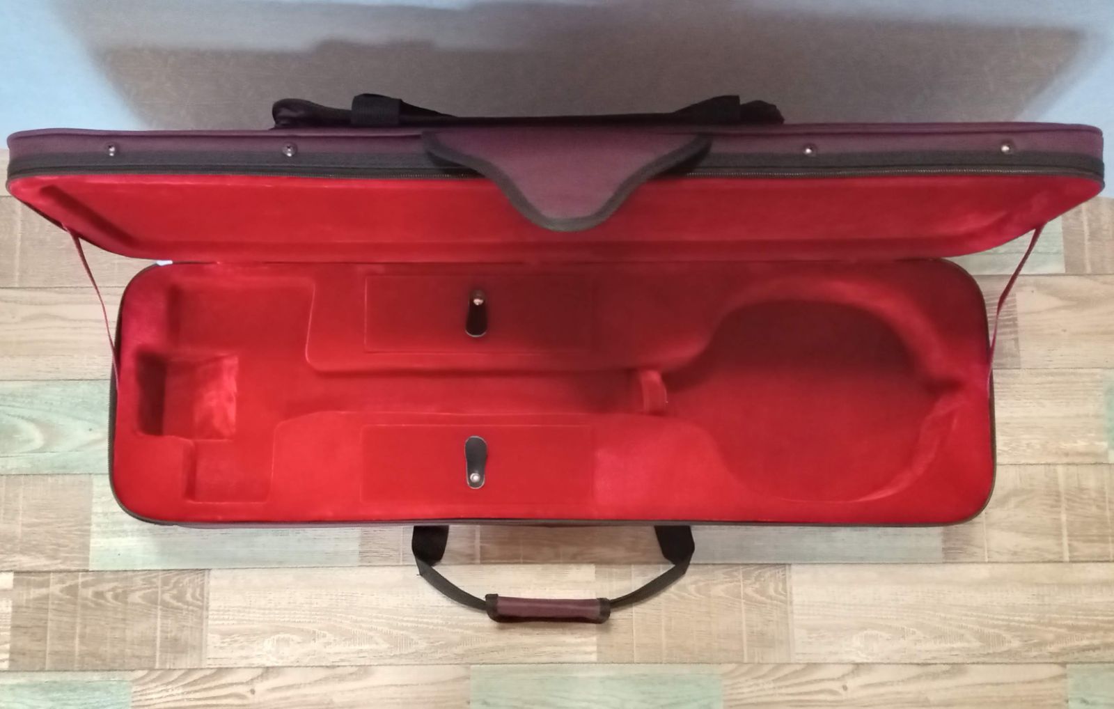 ジャンク】沖縄三線 本皮 蛇皮 沖縄三味線 和楽器 弦楽器 バチ