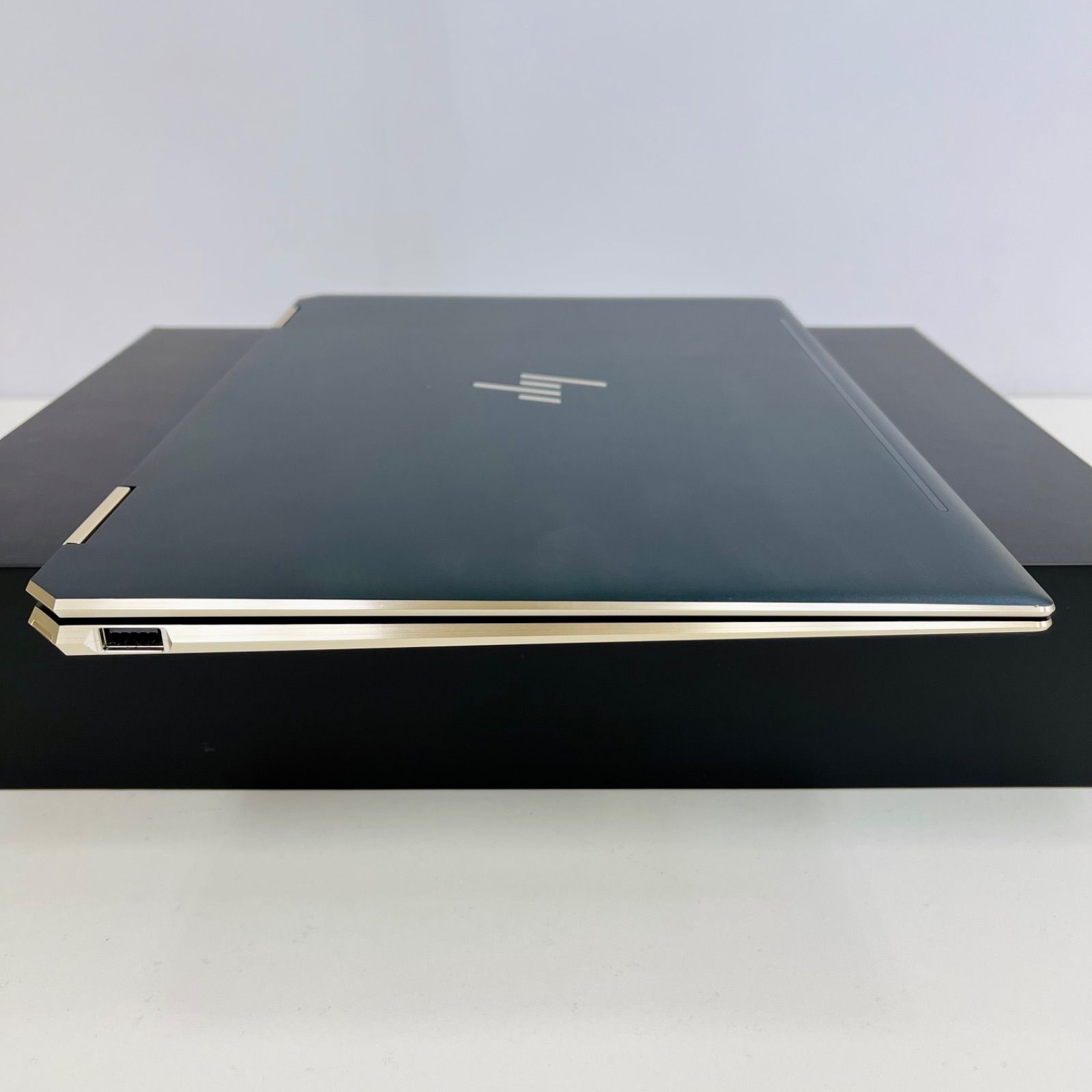 HP Spectre x360 Convertible 13-ap0xxx - メルカリ