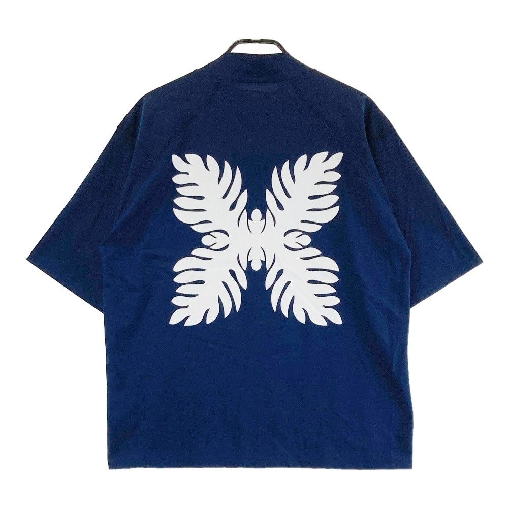 サイズ：L SALVAGE PUBLIC サルベージパブリック  ハイネック 半袖Tシャツ Aloha  ネイビー系 [240101436876] ゴルフウェア メンズ ストスト サイズ：L SALVAGE PUBLIC サルベージパブリック ハイネック