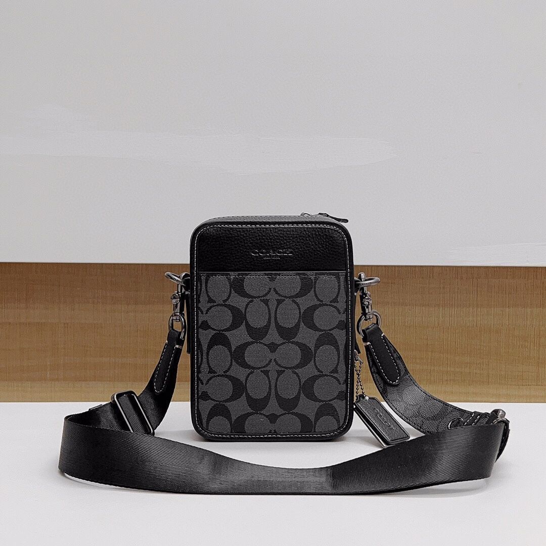 COACH コーチ SULLIVAN CC009 アウトレット メンズ ショルダーバッグ 斜めがけ シグネチャー サリバン クロスボディ ブラック
