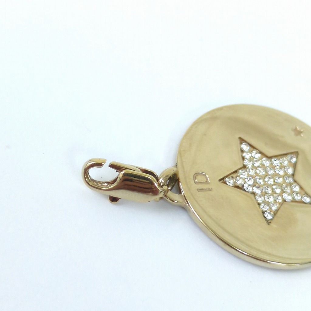 希少 新品　FENDI　STAR ラインストーン IDチャーム　ペンダントトップ FENDI フェンディ STAR ラインストーン IDチャーム ペンダント